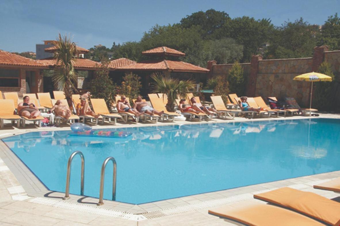 Porteras Otel קוסדסי מראה חיצוני תמונה